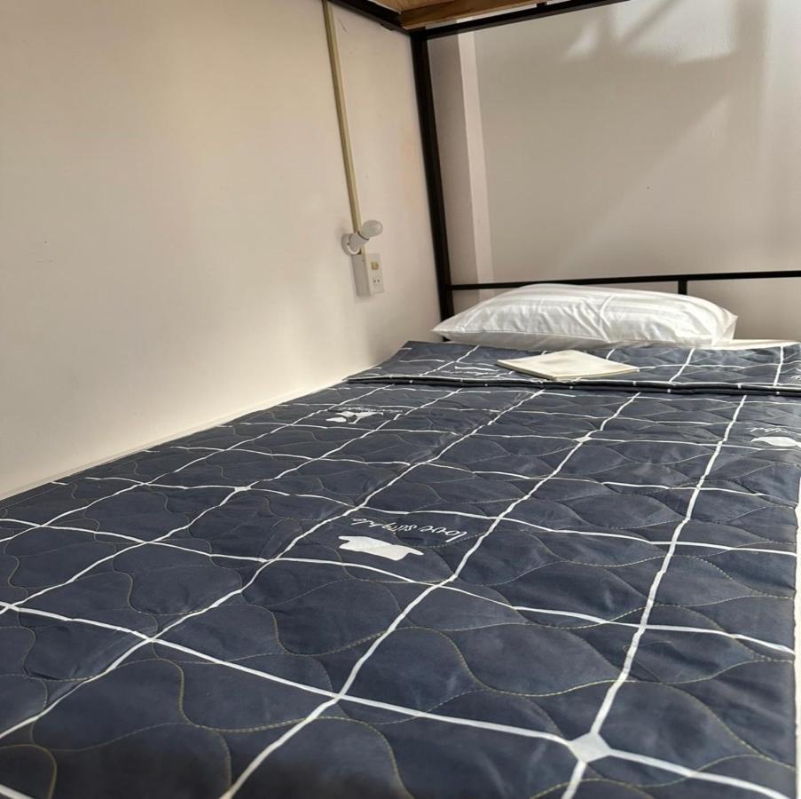 Aurora Backpackers Hostel Λουάνγκ Πραμπάνγκ Εξωτερικό φωτογραφία