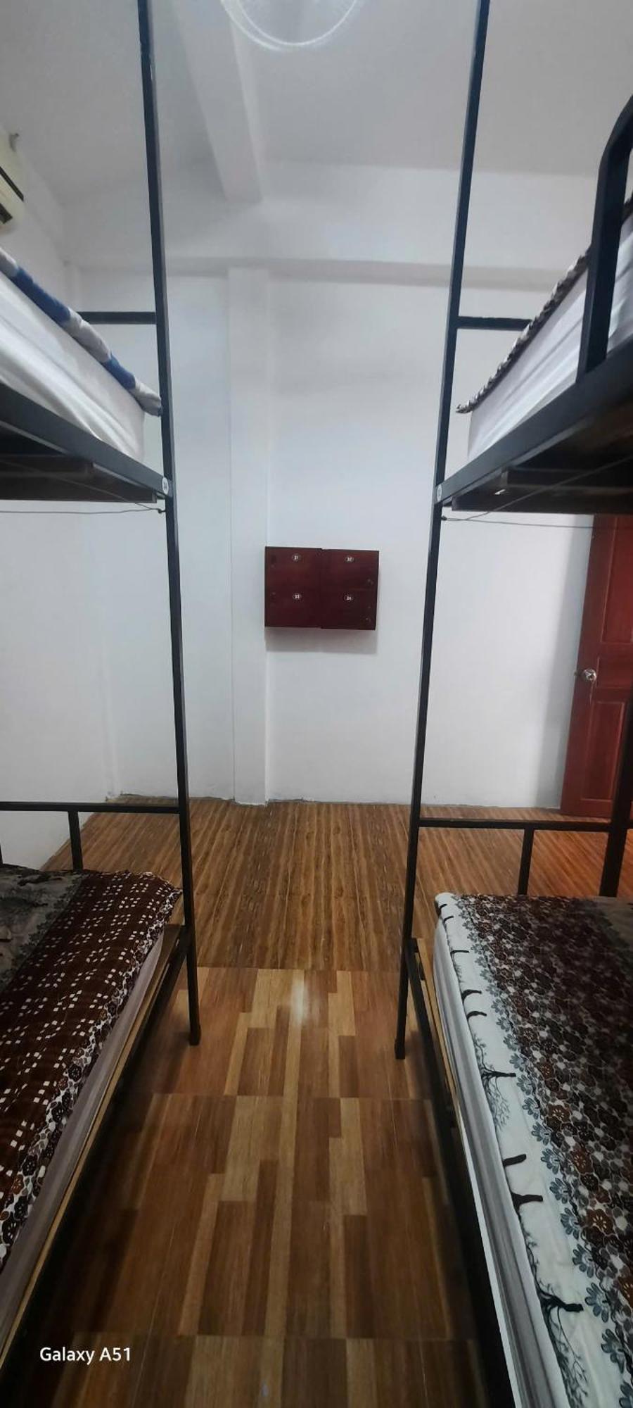 Aurora Backpackers Hostel Λουάνγκ Πραμπάνγκ Εξωτερικό φωτογραφία