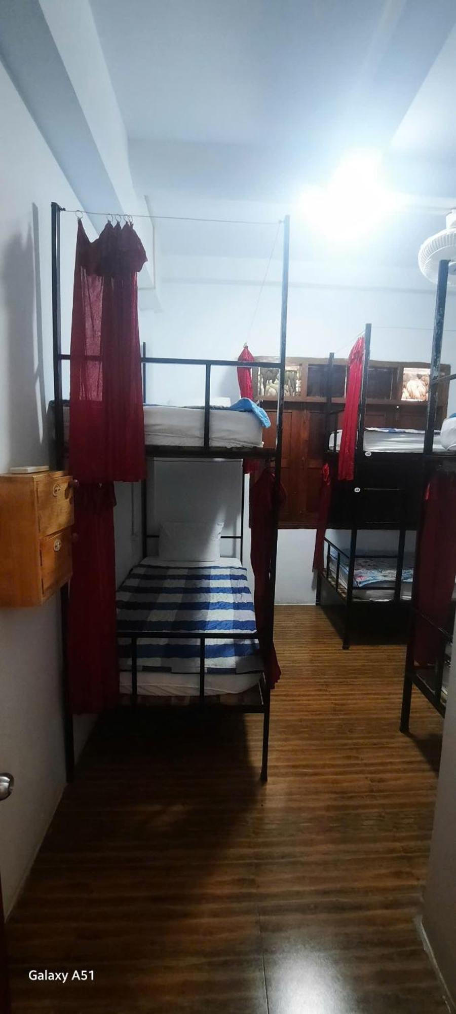 Aurora Backpackers Hostel Λουάνγκ Πραμπάνγκ Εξωτερικό φωτογραφία