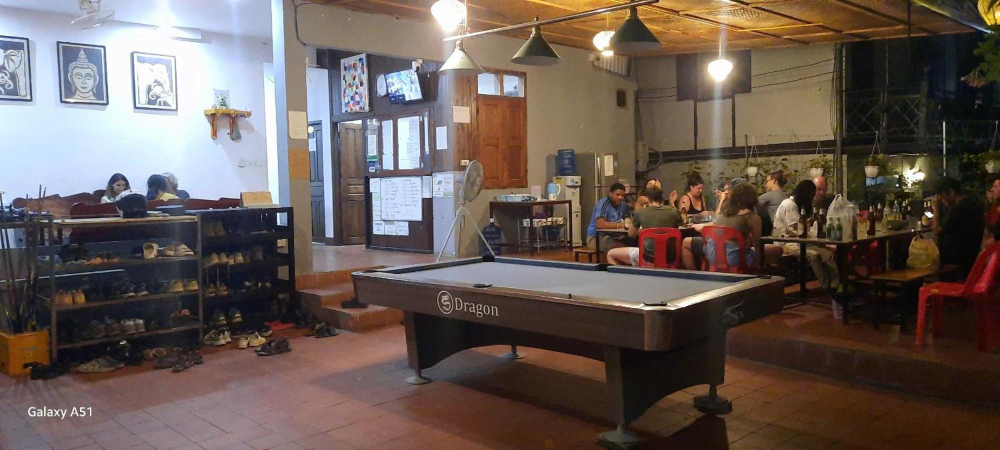 Aurora Backpackers Hostel Λουάνγκ Πραμπάνγκ Εξωτερικό φωτογραφία